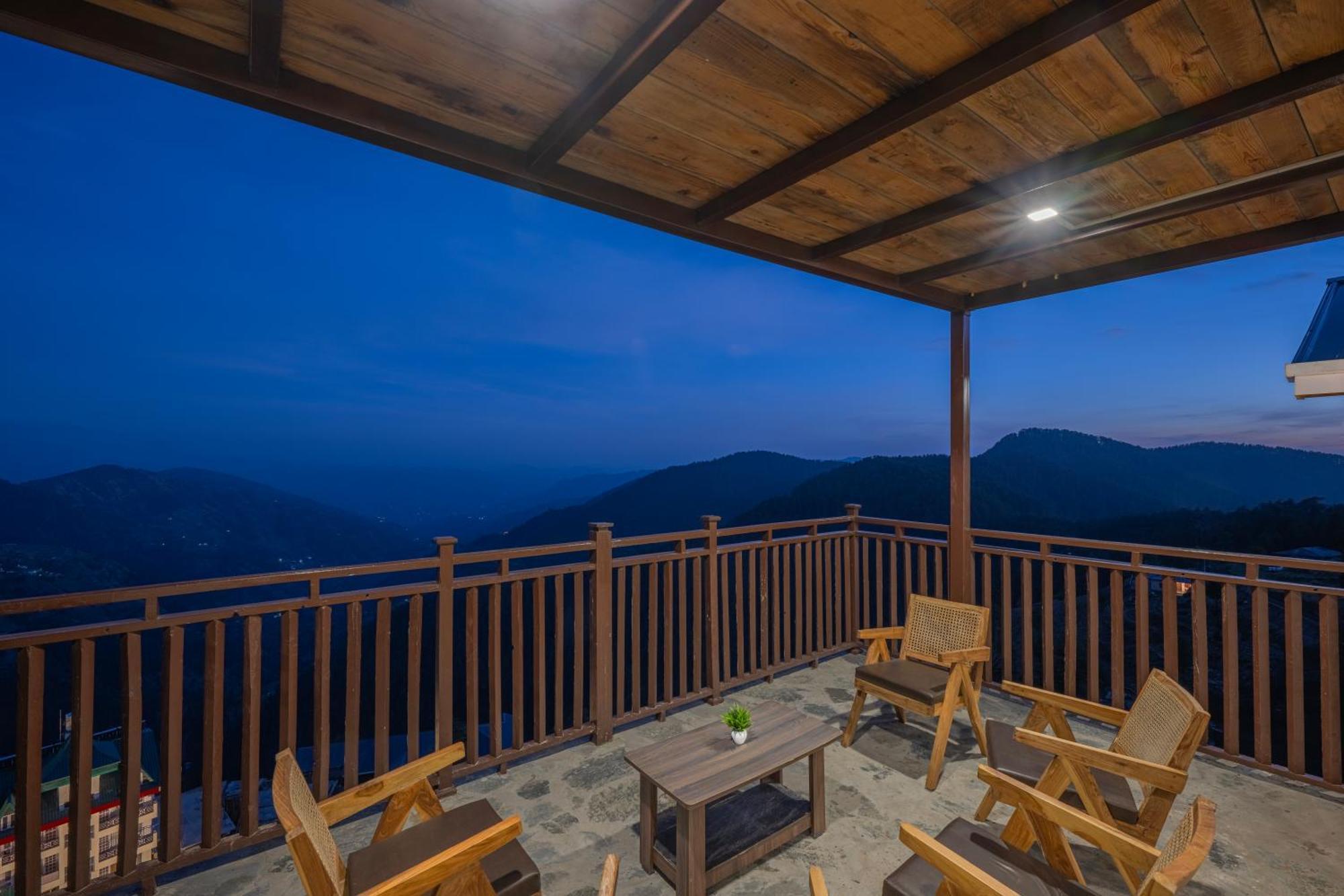 Hotel Wood Winds - A Best Valley View Hotel Shimla Exteriör bild