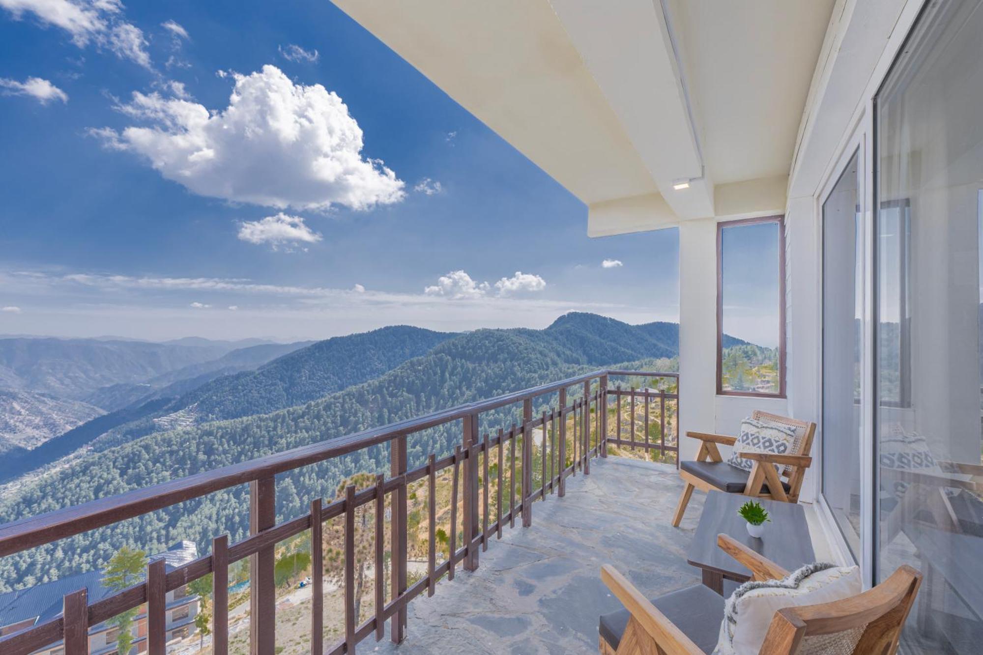 Hotel Wood Winds - A Best Valley View Hotel Shimla Exteriör bild